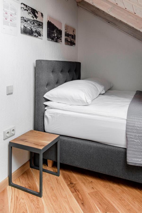 Small Attic Rooms In Kaunas Old Town ภายนอก รูปภาพ